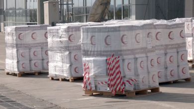 صورة تنفيذاً لتوجيهات رئيس الدولة نحو الاستجابة العاجلة.. الإمارات تُرسل فريقاً إغاثياً مشتركاً وتقدم مساعدات إنسانية فورية للمتأثرين من زلزال شمال أفغانستان