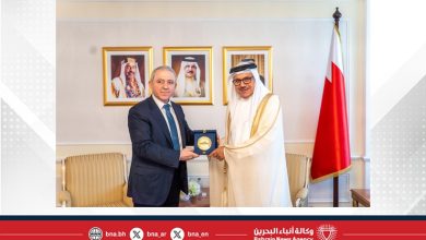 صورة وزير الخارجية يستقبل سفير جمهورية أذربيجان لدى مملكة البحرين والمقيم في الرياض بمناسبةانتهاء فترة عمله