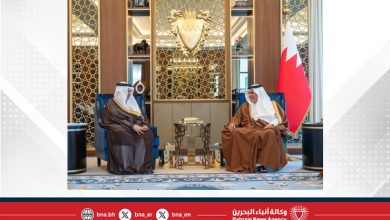 صورة سمو ولي العهد رئيس مجلس الوزراء يؤكد أن مملكة البحرين تعتز بما يقدمه أبناؤها من إسهاماتٍ وعطاءاتٍ مخلصةٍ في شتى ميادين العمل