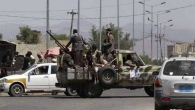 صورة الحوثيون ينقلون العودي والعلفي إلى معتقل جديد بصنعاء.. واتهامات بتصفية فكرية ضد دعاة المصالحة