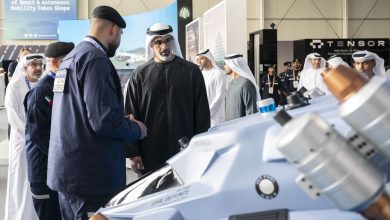 صورة خالد بن محمد بن زايد يشهد جانباً من فعاليات معرض “دريفت إكس” في نسخته الثانية