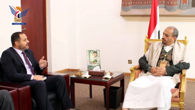 صورة الحوثيون يتوسلون الأمم المتحدة لنقل رسائلهم ويطالبون دعمها في الملف الإنساني