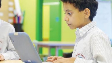 صورة دوام الطلبة “عن بُعد” في المدارس الحكومية غدا الأربعاء