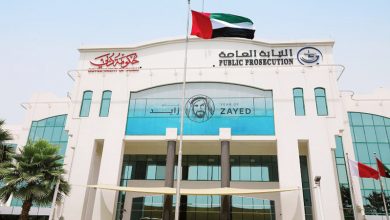 صورة صدم بوابة موقف «مول».. وهرب