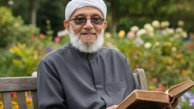 صورة تعزية واسعة بوفاة الشيخ محمد المقرمي الذي جمع بين الهندسة والدعوة