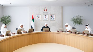 صورة إتاحة التصرف في المنح السكنية لمواطني أبوظبي بين الأزواج وأقارب الدرجة الأولى