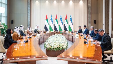 صورة رئيس جمهورية أوزبكستان يستقبل وفد حكومة الإمارات