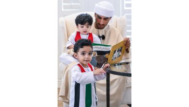 صورة أسر مواطنة تســــمي توائمها «زايد وراشد» وفاء لذكرى القادة المؤسسين