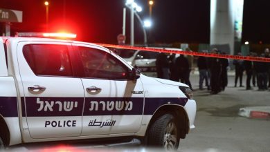 صورة القناة 12 الإسرائيلية: اعتقال ضابط برتبة لواء في الشرطة ..