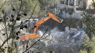 صورة الاحتلال يهدم منزلين في قرية الولجة غرب بيت لحم