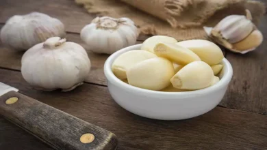 صورة هذا ما يحدث لجسمك عند تناول الثوم قبل النوم.. “مش هتصدق الفوائد