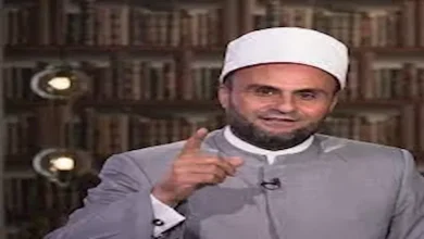 صورة داعية: النبي محمد تعرض للسحر وجبريل نزل من السماء لرقيته