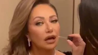 صورة ليلى علوي في ذكرى وفاة عامر منيب: “صوته دايما بيدي أمل”