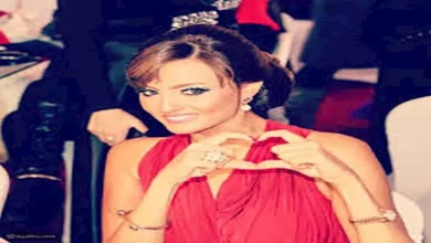 صورة بشرى تتألق بإطلالة جذابة.. لماذا اختارت اللون الأحمر؟