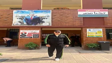 صورة تامر عبدالمنعم يدلي بصوته في انتخابات مجلس النواب