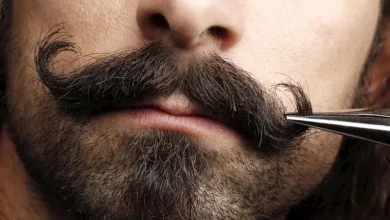 صورة ” أطول شنب” رجل لم يحلق شاربه لمدة 55 عاما .. فما القصة ؟