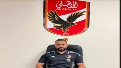 صورة 4 صور لأول ظهور لحسام عاشور بعد عودته للعمل في النادي الأهلي