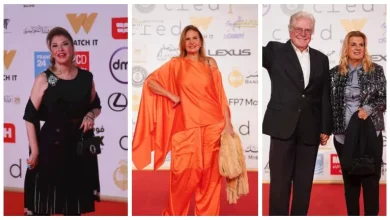 صورة يسرا وحسين فهمي.. 10 صور للنجوم على “ريد كاربت” فيلم المهاجر بـ القاهر