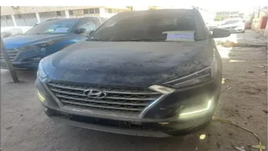 صورة تويوتا كورولا وهيونداي إلنترا وميتسوبيشي لانسر وكيا سيراتو للبيع بمزاد