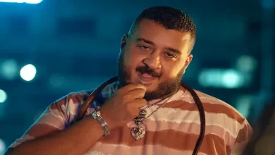 صورة بهذه الكلمات.. عبد الرحمن ظاظا يودع فريق عمل مسلسل “ابن النادي”