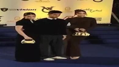 صورة ليلى أحمد زاهر وهشام جمال بصحبة ملك زاهر بحفل جوائز “the best” (صور)