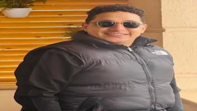 صورة تحت الرعاية الطبية.. حقيقة وفاة والدة المطرب الشعبي رضا البحراوي