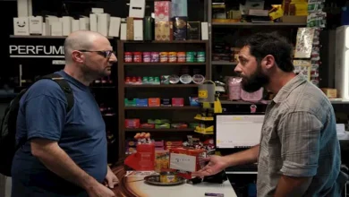 صورة بطل “أصحاب ولا أعز” يقدم أول أفلامه كمخرج “بطاطا شيبس ع فستق”