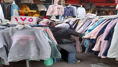 صورة البلاك فرايدي.. سوق الوكالة يغرق بالزائرين مع خصومات تصل 70%