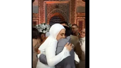 صورة بكاء ابنة محمد هنيدي في عقد قرانها (صور وفيديو)