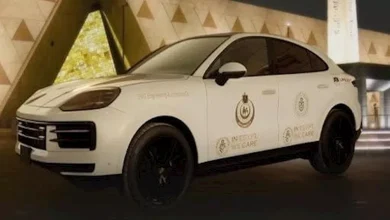 صورة بورشه كايين تتحول إلى سيارة إسعاف بالمتحف المصري الكبير.. سعرها