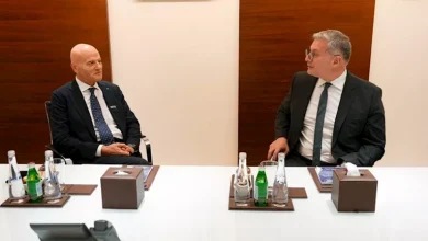 صورة وزير البترول يبحث مع رئيس إيني تسريع برامج نقل الغاز القبرصي إلى مصر