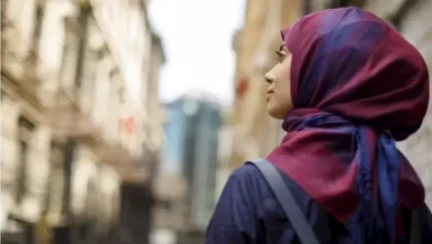 صورة أمينة الفتوى: فرضية الحجاب ثابتة بالقرآن والسنة والإجماع وهذه مواصفاته