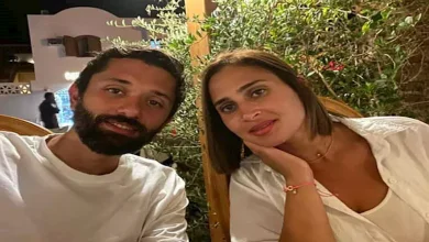 صورة بعد شائعة انفصالهما.. 15 صورة رومانسية تجمع كريم محمود عبدالعزيز وآن ا