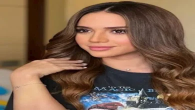 صورة بالأحمر الناري.. رنا رئيس تخطف الأنظار في افتتاح القاهرة السينمائي