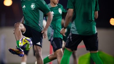 صورة منتخب الناشئين يصل قطر استعداداً لمواجهة النمسا في كأس العالم  أخبار السعودية