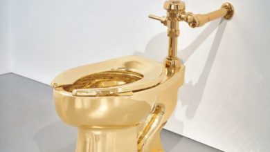 صورة مزاد عالمي لبيع مرحاض مصنوع من الذهب الخالص  أخبار السعودية