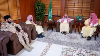 صورة مفتي عام المملكة يستقبل رئيس جهاز الإرشاد والتوجيه بوزارة الحرس الوطني  أخبار السعودية