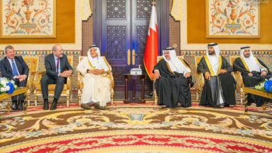 صورة | ولي العهد البحريني يستقبل الصفدي ورؤساء الوفود العربية على هامش حوار المنامة 2025