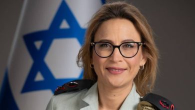 صورة | تمديد احتجاز المدعية العسكرية السابقة لدى الاحتلال بتهمة تسريب مقطع الاعتداء على أسير فلسطيني