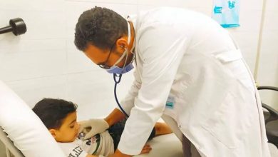 صورة | نقل طلبة من مدرسة خاصة في عمان إلى المستشفى إثر استنشاقهم مادة كيميائية “الأمونيا” .. والتربية توضح ملابسات الحادثة