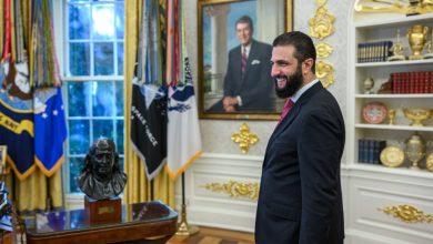 صورة | الشرع يؤكد ضرورة رفع العقوبات لإنقاذ سوريا ويصف المفاوضات مع الاحتلال بـ “الصعبة”