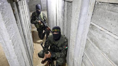 صورة | إعلام عبري: نتنياهو وكوشنر توصلا إلى تسوية لنفي مقاتلي حماس العالقين في أنفاق رفح إلى دولة ثالثة