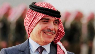 صورة | الأردنيون يستحضرون الذكرى الـ 90 لميلاد الملك الراحل الحسين “باني النهضة الحديثة فيديو
