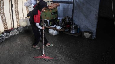 صورة | حماس: مياه الأمطار تغرق خيام النازحين وتحول المخيمات إلى برك من الوحل في قطاع غزة