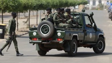 صورة | انقلاب في غينيا بيساو.. الجيش يعلن “السيطرة الكاملة” بعد اعتقال الرئيس إمبالو
