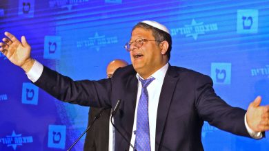 صورة | بن غفير يدعم الجنود الذين أعدموا فلسطينيين في جنين ويعلق: “الإرهابيون يجب أن يموتوا”