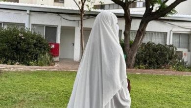 صورة جامعة إسرائيلية تُبعد طالبة فلسطينية بسبب النقاب