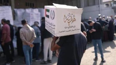 صورة 17 ألف طرد غذائي لدير البلح ضمن جهود “الفارس الشهم 3” الإغاثية