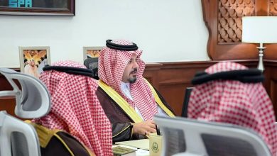 صورة أمير منطقة المدينة المنورة يدشن مشروع «الحافلة الذكية المتنقلة»