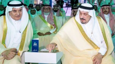 صورة أمير الرياض يدشن ويضع حجر أساس 181 مشروعًا تنمويًّا بتكلقة تجاوزت 38.1 مليار ريال